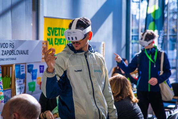 ejem-karireno-zaposlitvenih-priloznosti-2