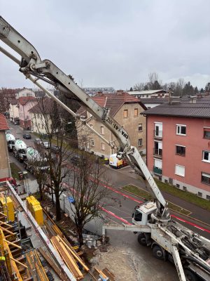 gradnja-telovadnice-smgs-ljubljana-kamion-hruska