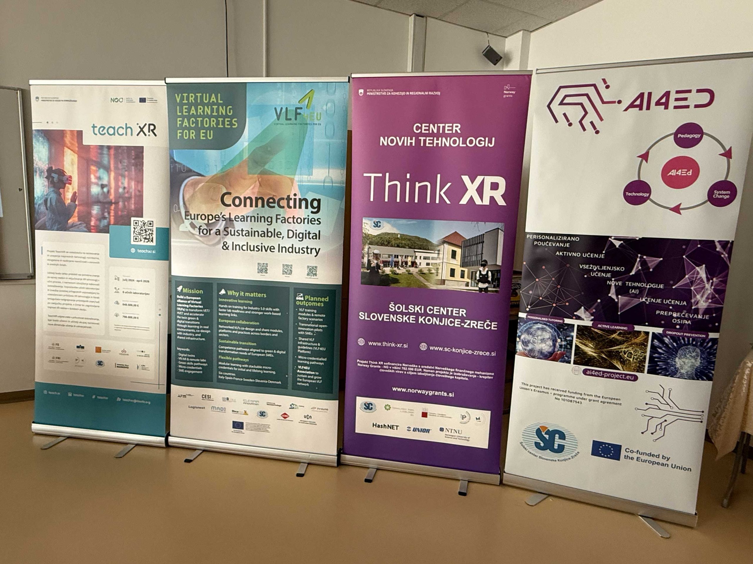 Plakati, pingvini z opisom razširjene resničnosti